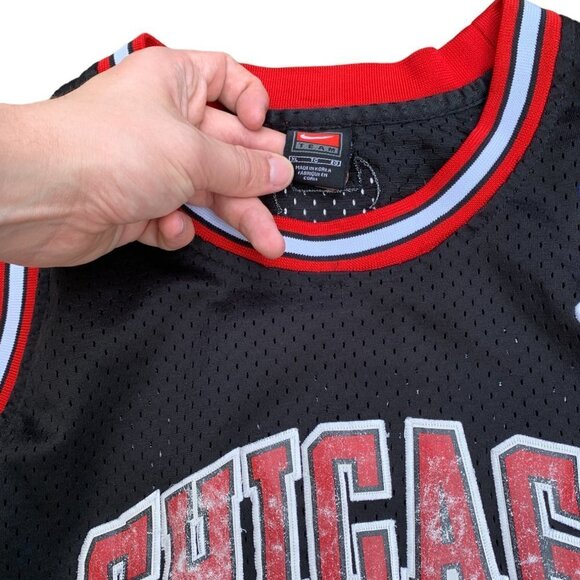 Vintage Nike Jordan Jersey XL Chicago Bulls Jersey - Picture 5 of 6